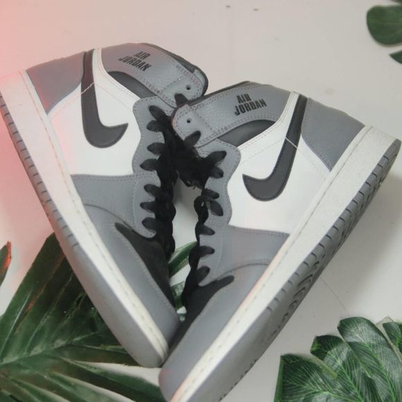 Jordan Shoes - Jordan 1 Mid Gray White 000457